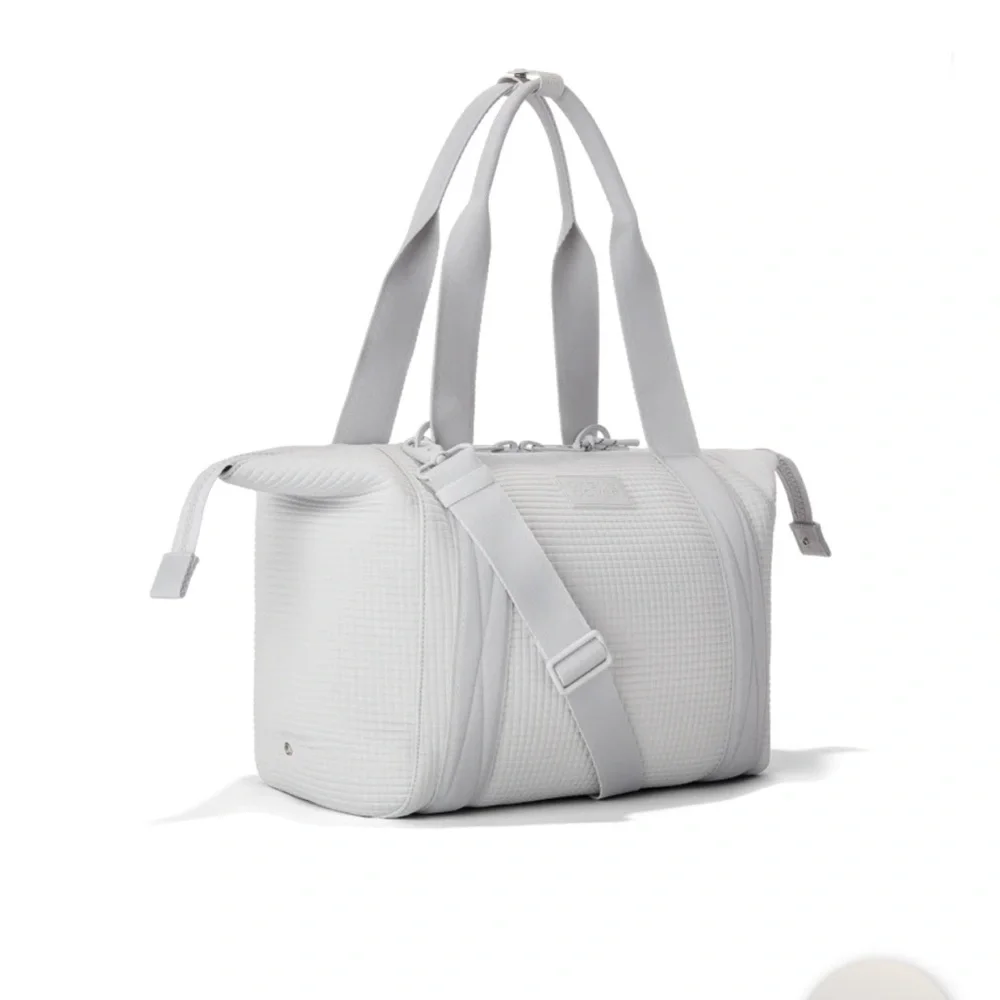 NWT: Dagne Dover sz md LANDON NEOPRENE CARRYALL BAG Limited Edition - Waffle Fog - Picture 4 of 9